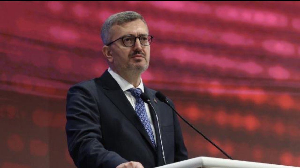 Duran Sezai Karakoçun xatirəsini yad edib