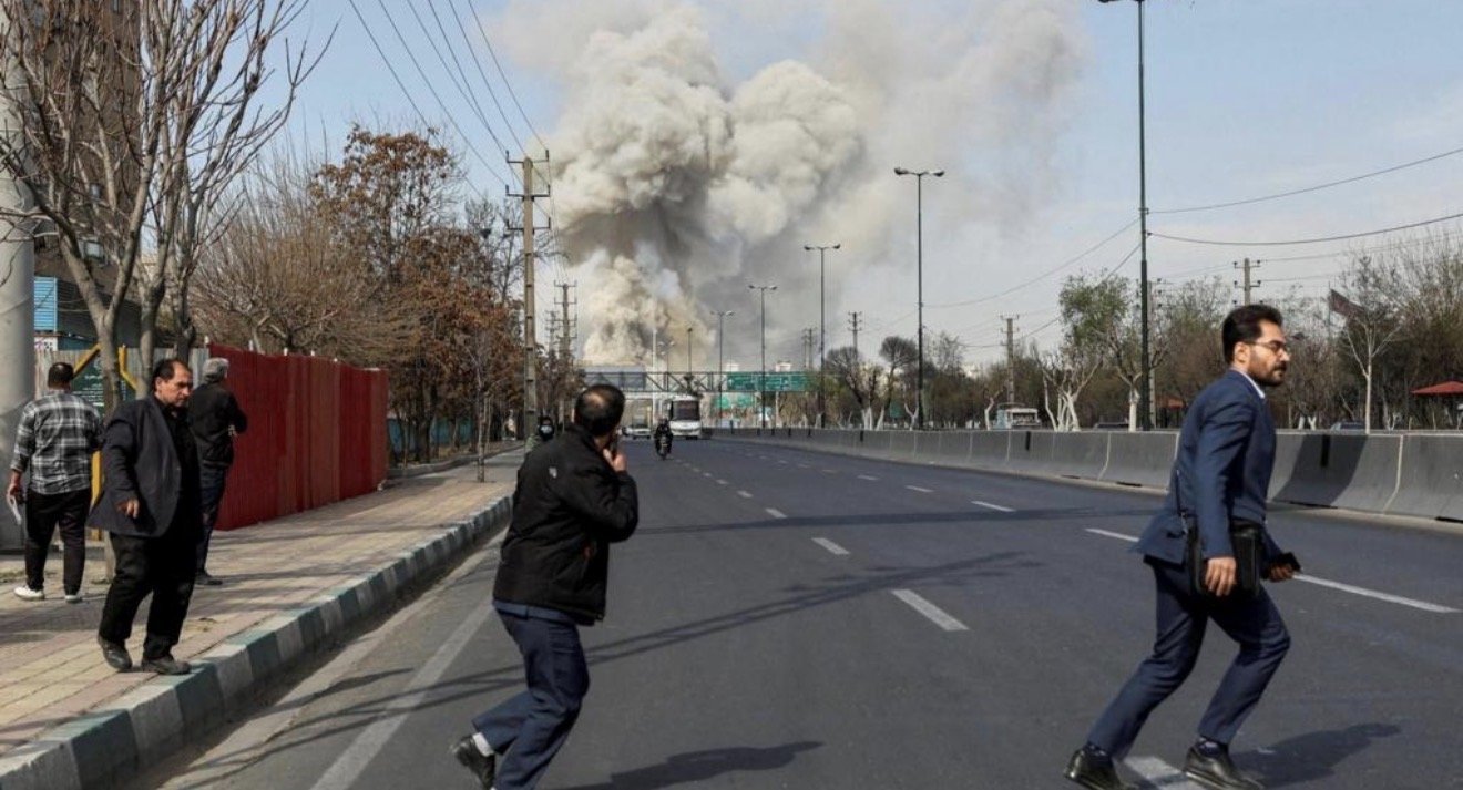 Böyük Britaniya Qətərə dörd döyüş təyyarəsi göndərir