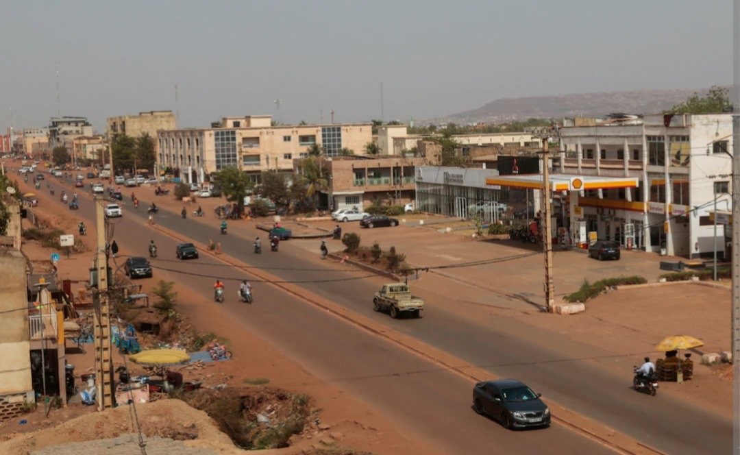 Malinin müdafiə nazirinin hücum zamanı öldüyü bildirilir