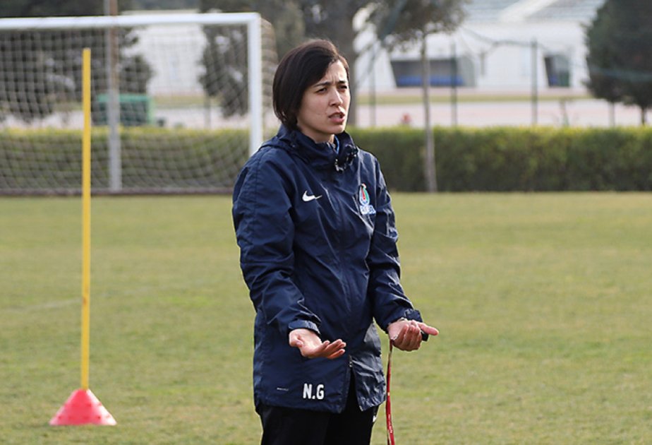 Azərbaycan millisinin baş məşqçisi ilə yollar ayrılıb