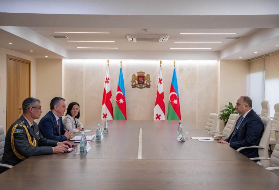 Azərbaycan ilə Gürcüstan arasında müdafiə sahəsində əməkdaşlıq müzakirə olunub