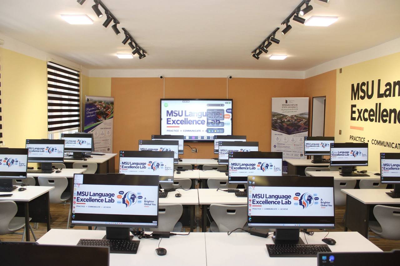 MDU-da regionun ən böyük süni intellekt əsaslı Dil Mükəmməlliyi Laboratoriyası açılıb
